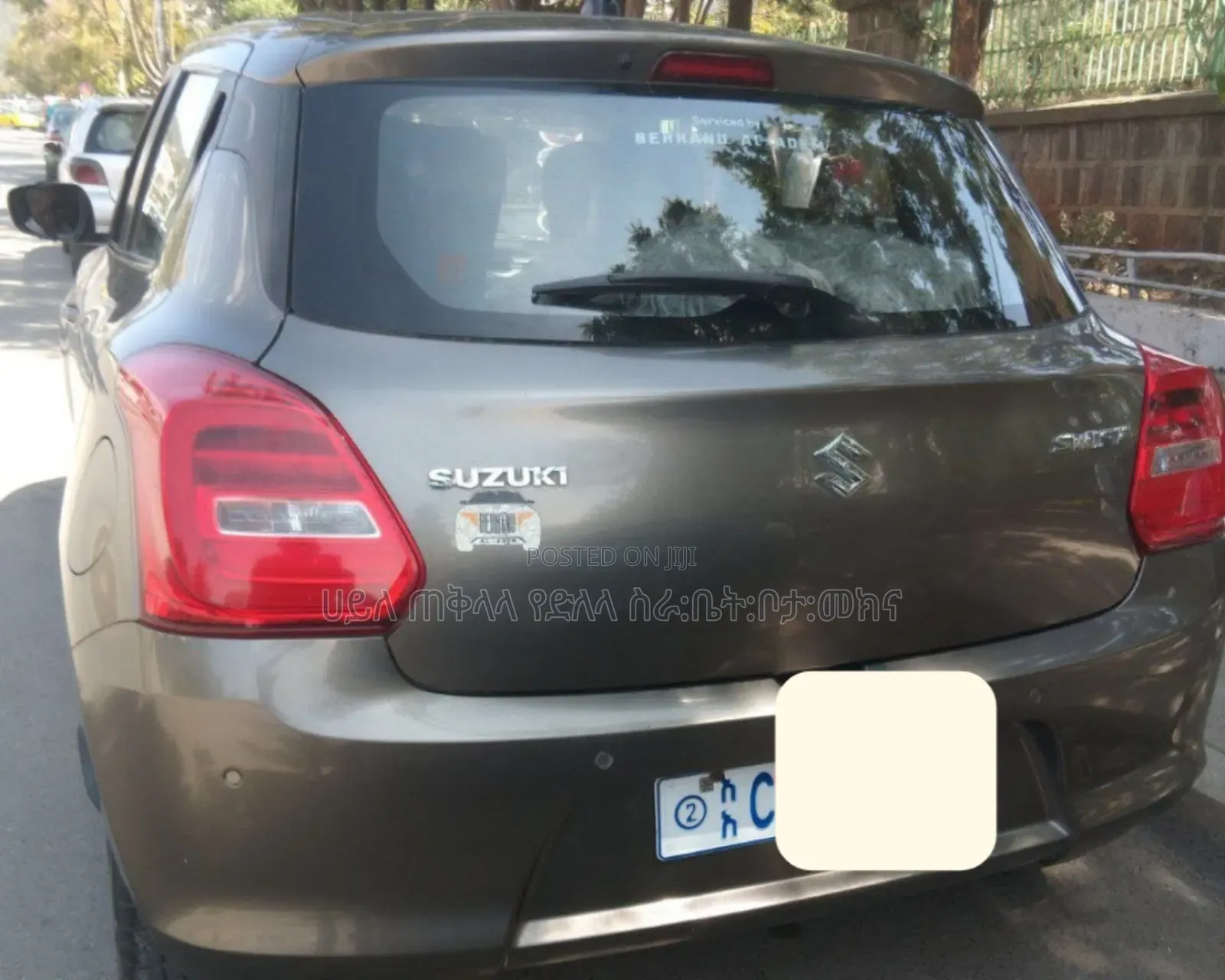 Suzuki Swift 2022 Pink