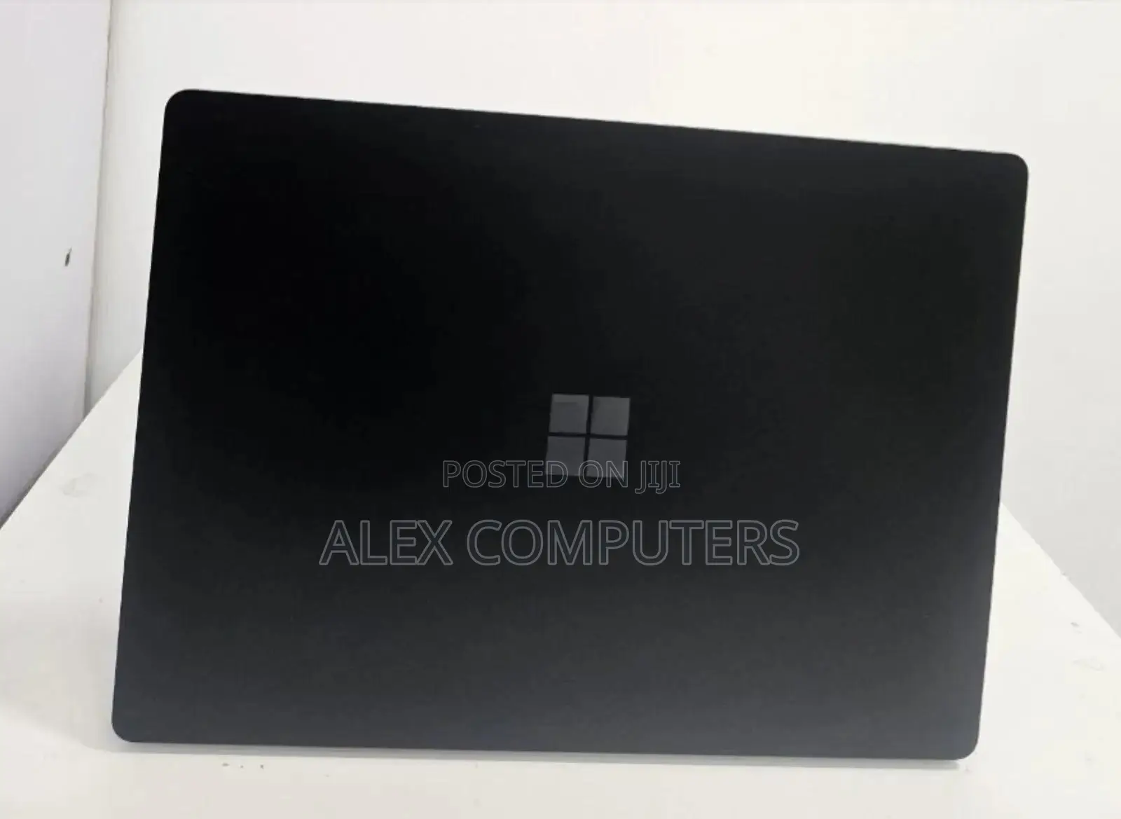 New Laptop Microsoft Surface 16GB Intel Core I7 SSD 512GB