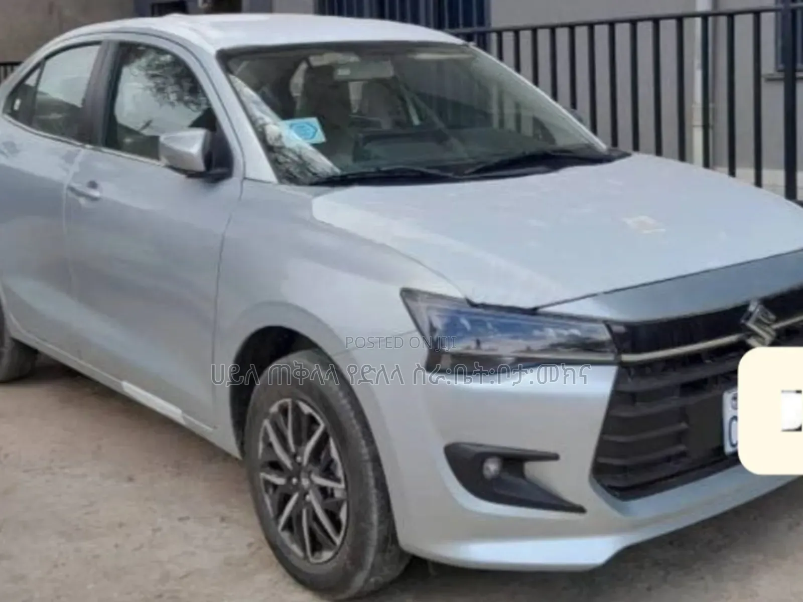 Suzuki Dzire 2025 Silver