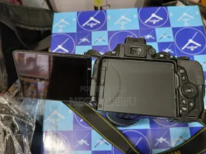 Nikon 5600 Camera 18_140 Lens