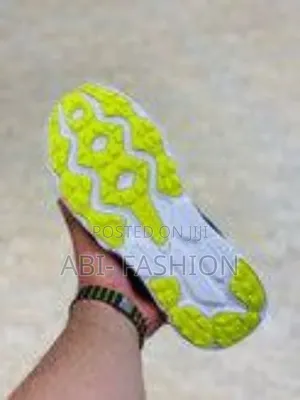 Hoka Challenger 7 GTX Running Gortex