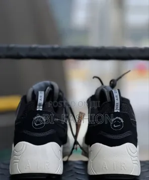 Photo - Travis Scott X Nike Jaxx Sp 'Sail