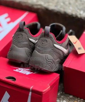 Photo - Travis Scott X Nike Jaxx Sp 'Sail Red Insole