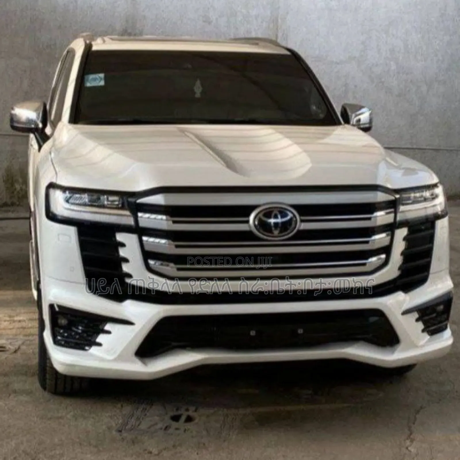 Toyota Land Cruiser 2023 White