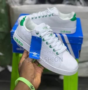 Photo - Adidas Mens Leather Flat