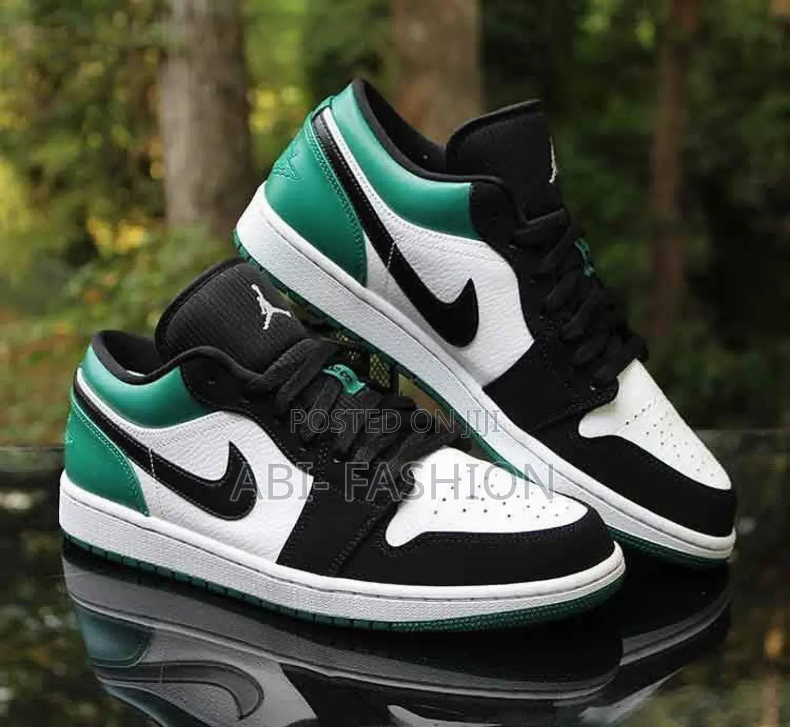 Nike Air Jordan 1 Low 'Mystic Green' Shoe
