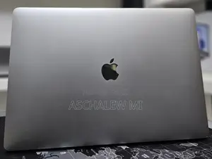 New Laptop Apple MacBook Pro 2019 16GB Intel Core I7 SSD 512GB