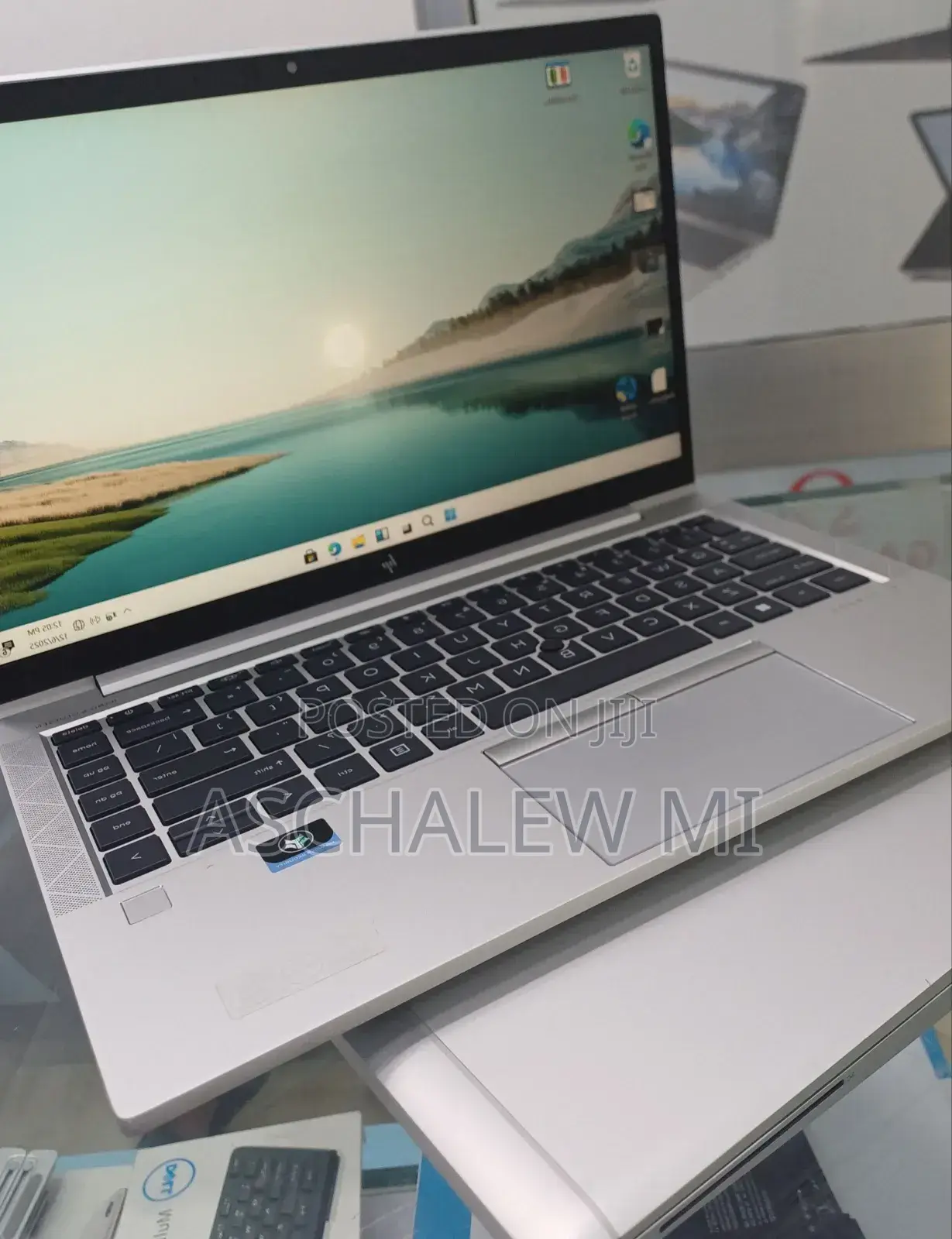 New Laptop HP EliteBook 840 G8 16GB Intel Core I7 SSD 512GB