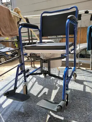 Photo - Commode Chair犀崛locking Caster Wheels,Cushion Seat-Suitable for Elderly