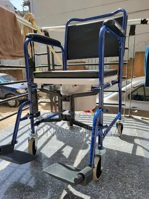 Photo - Toilet Chair榴身commode Elderly Care Hospital Wholesale Portable Bedpan