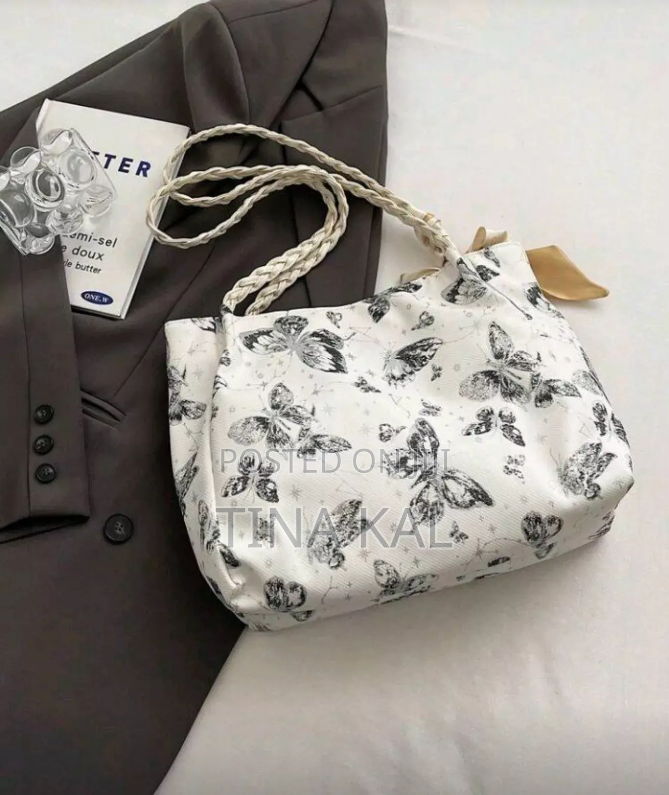 Butterfly Decor Tote Bag