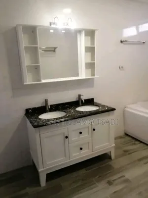 Furnished 5bdrm Townhouse/Terrace in G+2, Bole for sale