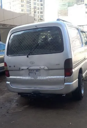 Toyota HiAce 2007
