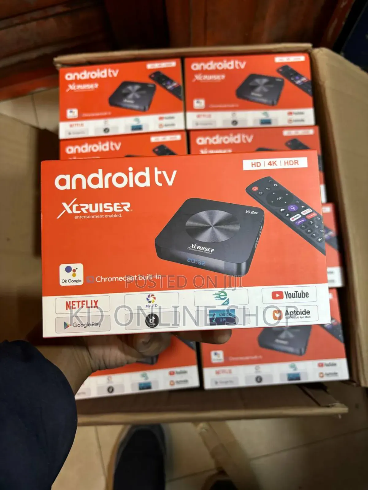 Xcruiser V8 Ai Box Android Tv Box (Tv Smart ማድረጊያ)