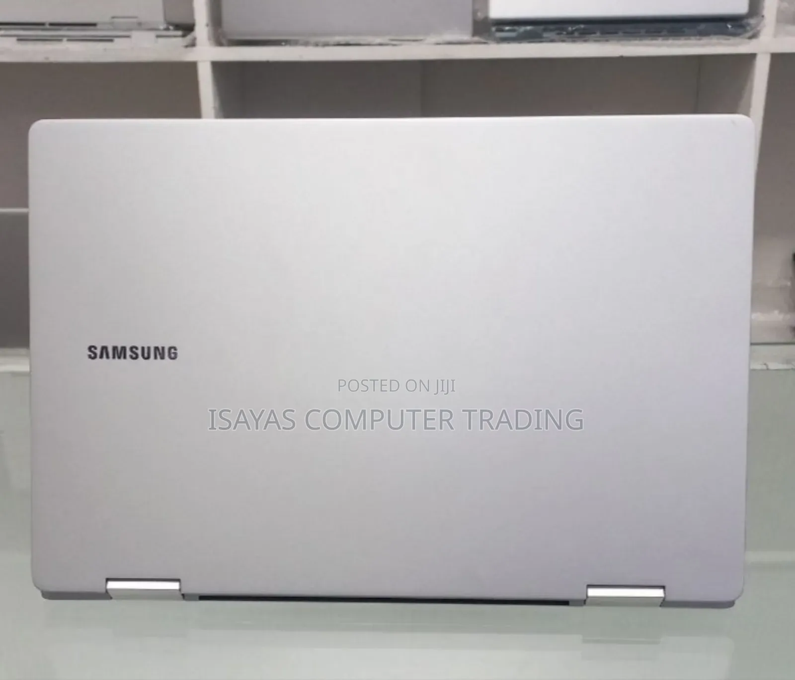 New Laptop Samsung RV513 8GB Intel Core I5 SSD 256GB