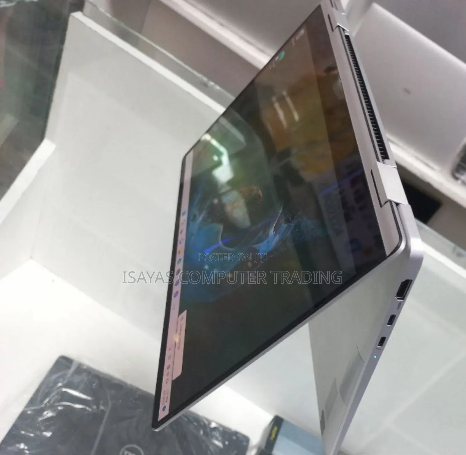 New Laptop Samsung RV513 8GB Intel Core I5 SSD 256GB