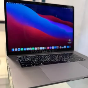 Photo - New Laptop Apple MacBook Pro 2016 16GB Intel Core i7 SSD 256GB