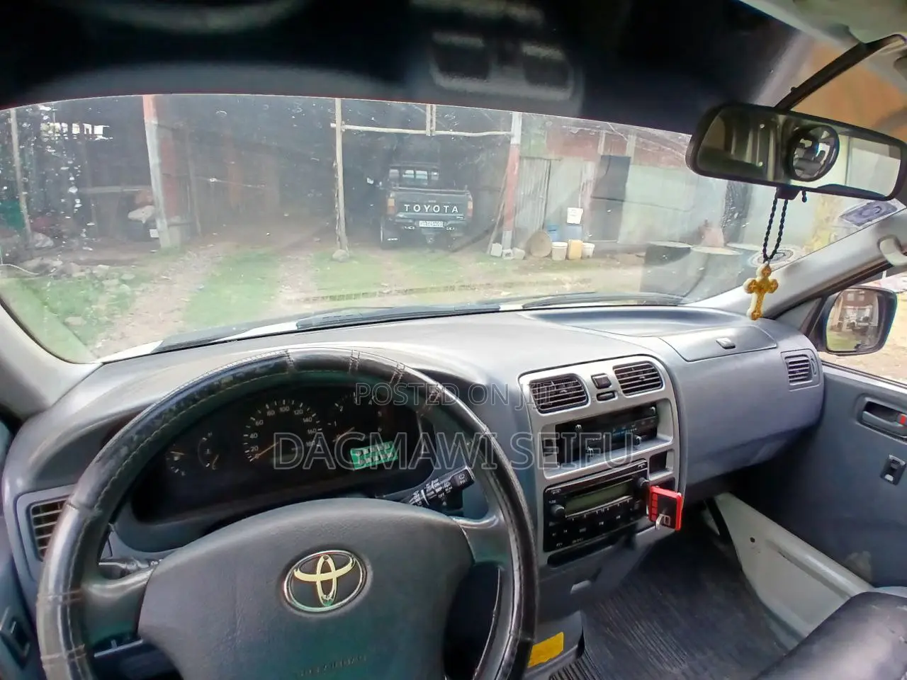 Toyota HiAce 2008 White