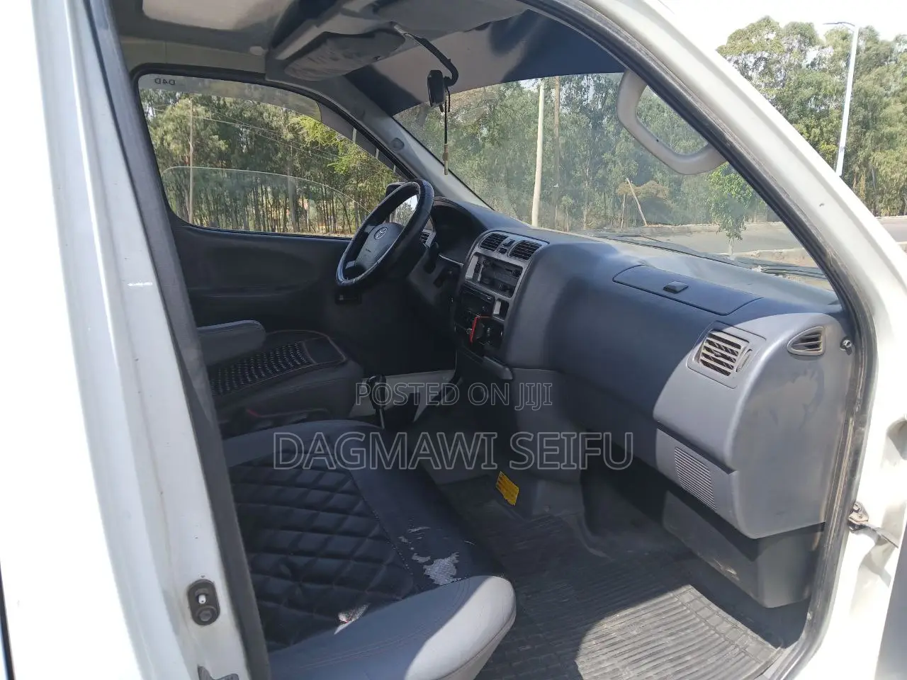 Toyota HiAce 2008 White