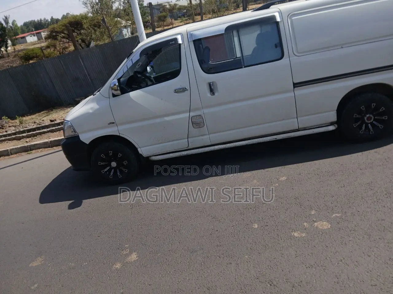 Toyota HiAce 2008 White