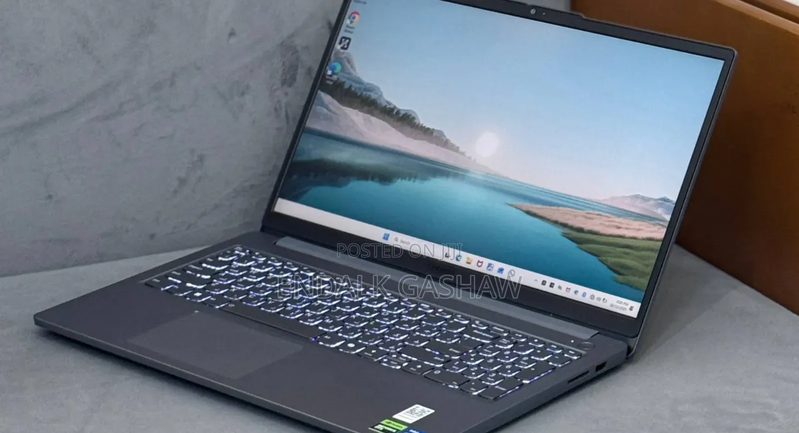 New Laptop Lenovo LOQ 15ARP9 16GB Intel Core I5 SSD 512GB