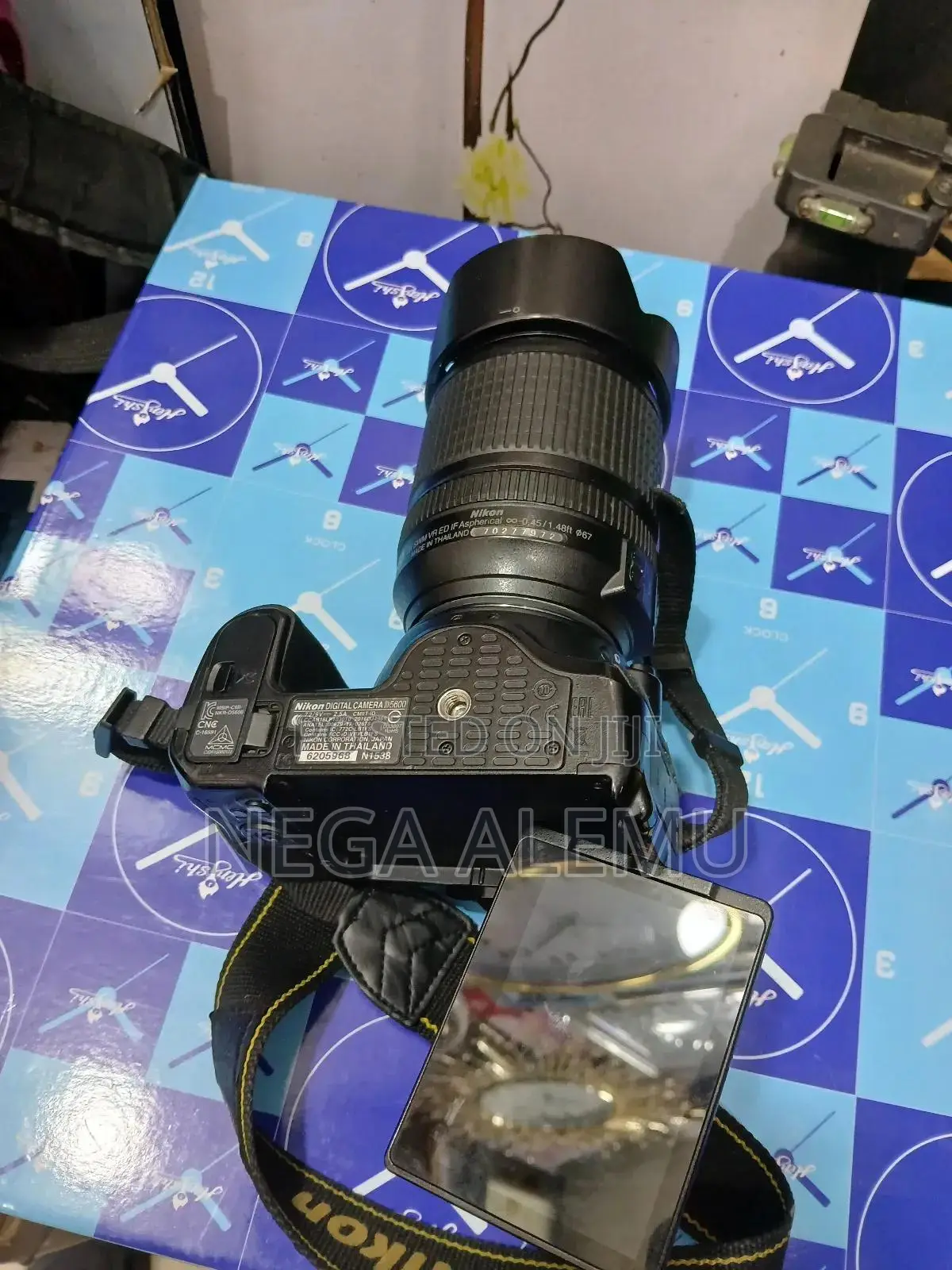 Nikon 5600 Camera 18_140 Lens