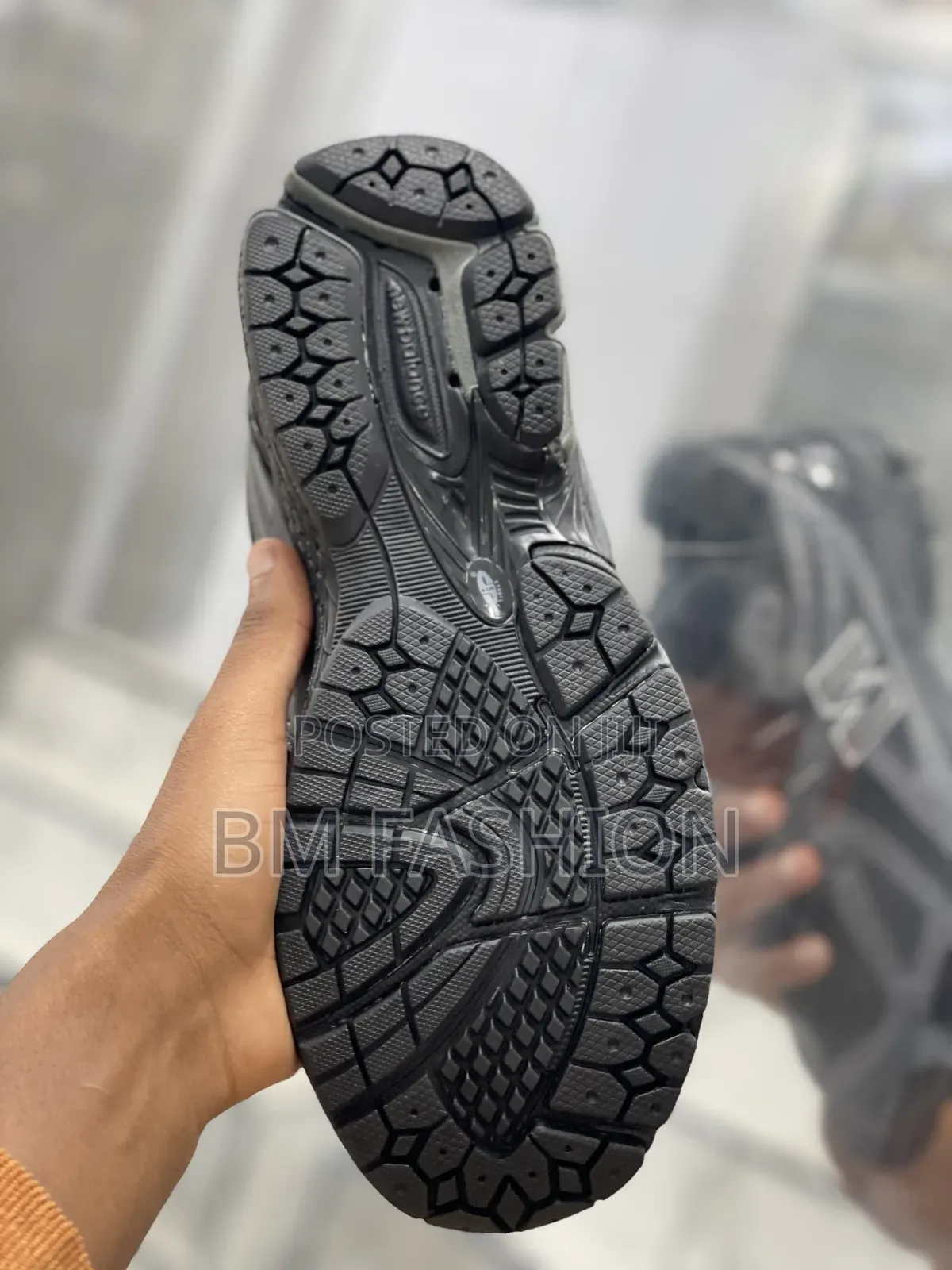 Black New Balance Mesh Synthetic Sneakers