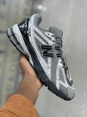 New Balance 1906r Running Shoes