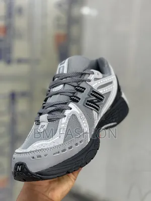 New Balance 1906r Running Shoes