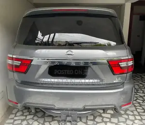 Nissan Patrol 2021 Gray
