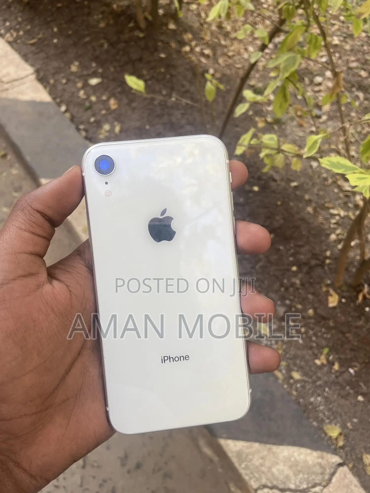 Apple XR 64 GB White