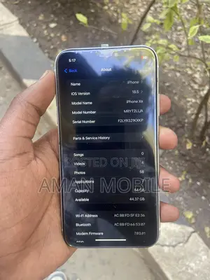 Apple XR 64 GB White