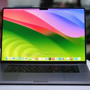 New Laptop Apple MacBook Pro M1 32GB Apple M1 Max SSD 512GB