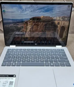 New Laptop HP OmniBook 5 14" 16GB Intel Core 7 SSD 512GB