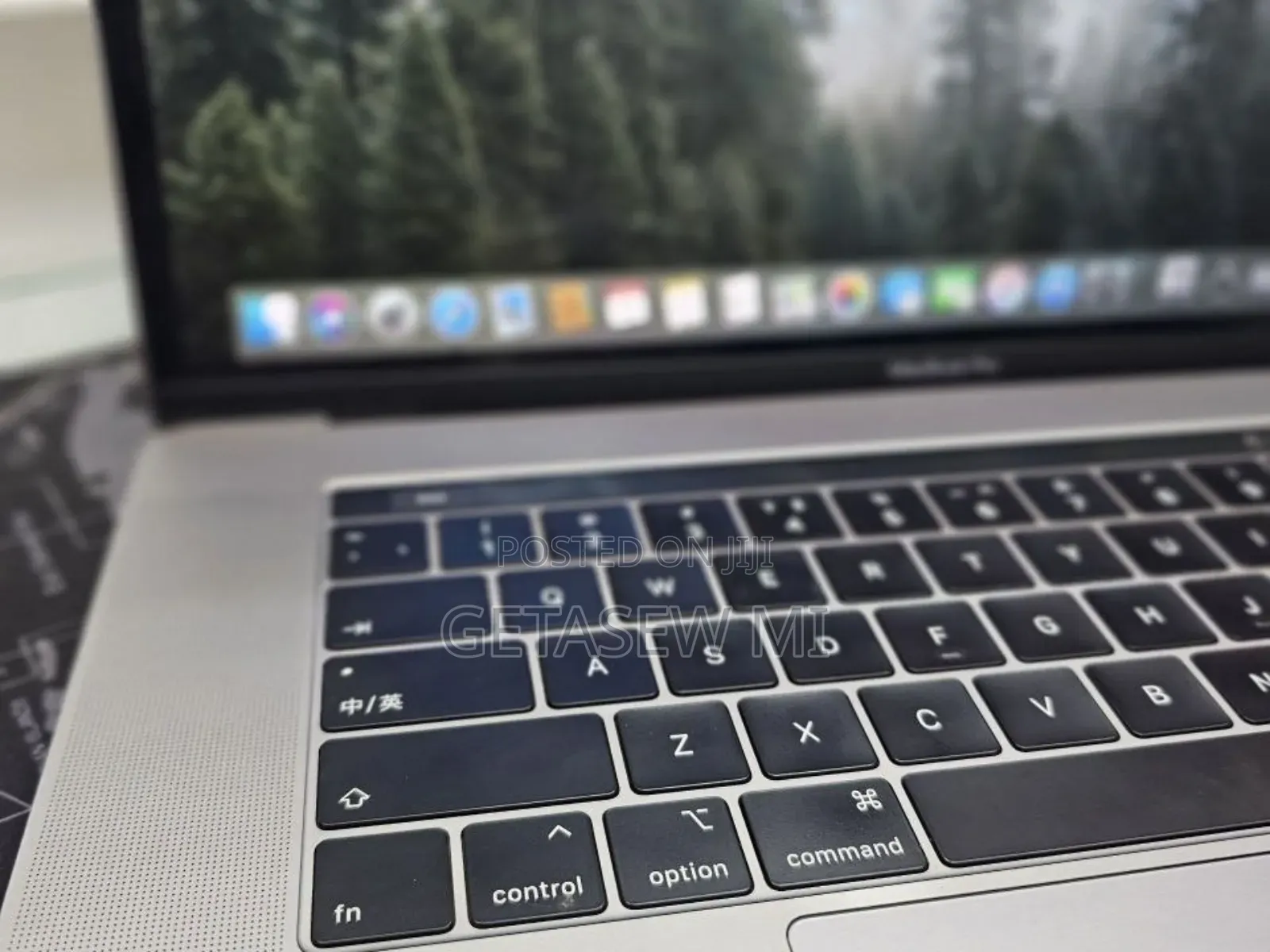 New Laptop Apple MacBook Pro 2019 32GB Intel Core I9 SSD 512GB