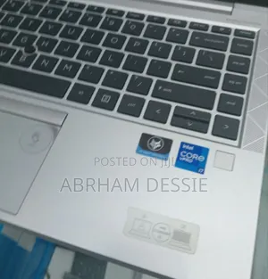 New Laptop HP EliteBook 840 G8 16GB Intel Core I7 SSD 512GB