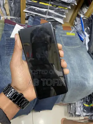 Photo - Samsung Galaxy S21 Ultra 5G 256 GB Black