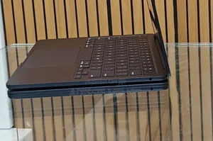 Photo - New Laptop Apple MacBook Air 2025 M4 13-Inch 16GB Apple M4 SSD 256GB