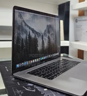 New Laptop Apple MacBook Pro 2019 16GB Intel Core i9 SSD 512GB