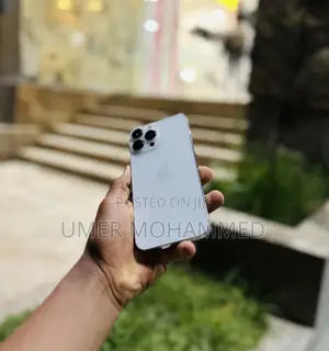 Photo - Apple iPhone 13 Pro Max 256 GB White