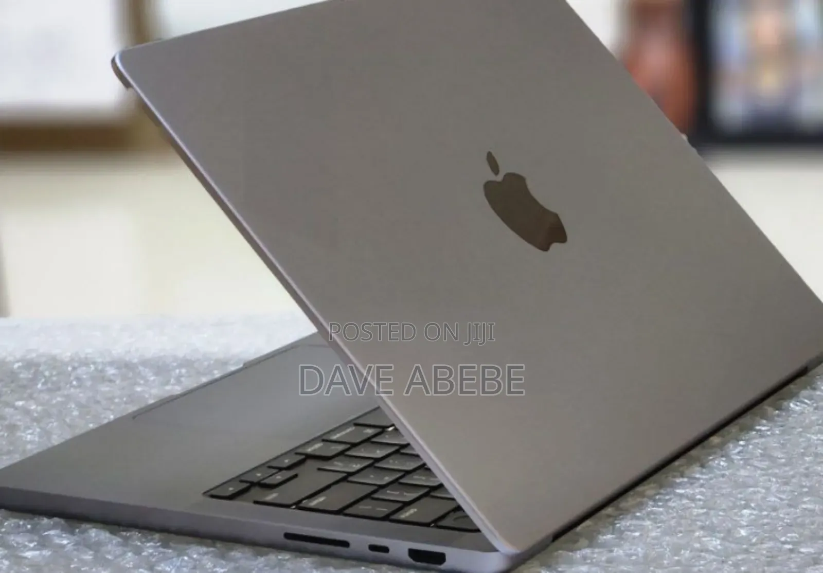 New Laptop Apple MacBook Pro M1 32GB Apple M1 Pro SSD 512GB