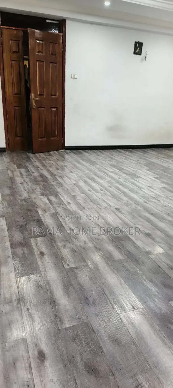 Furnished 3bdrm Condo in Yeka for sale