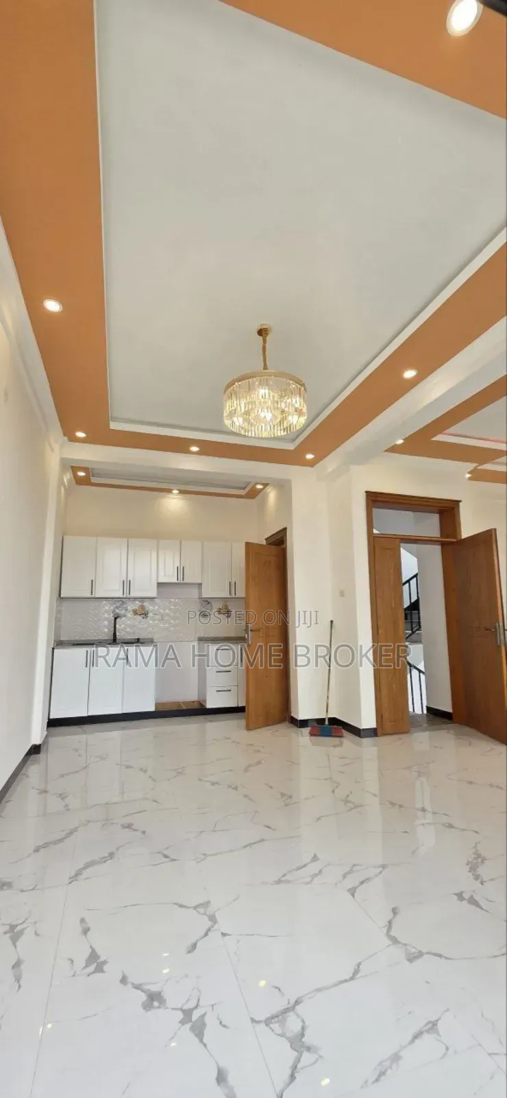 Furnished 6bdrm Apartment in Yeka for sale