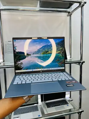 Photo - New Laptop HP Pavilion 10 16GB AMD Ryzen 7 SSD 512GB