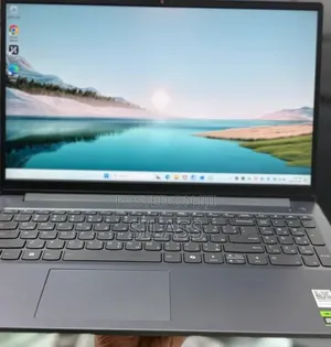 New Laptop Lenovo LOQ 15ARP9 16GB Intel Core I5 SSD 512GB