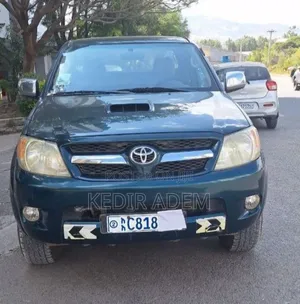 Photo - Toyota Hilux 2008 Blue