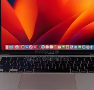 Photo - New Laptop Apple MacBook Pro 2022 M2 8GB Intel Core M2 SSD 256GB