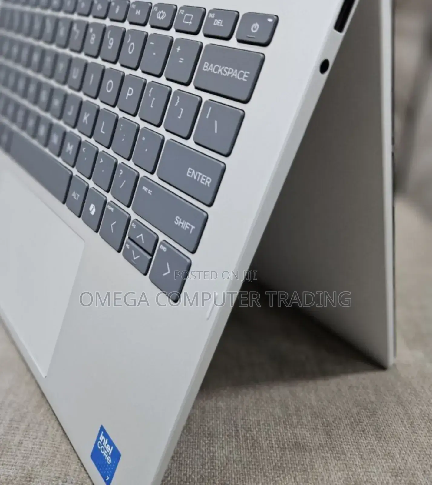 New Laptop HP OmniBook 7 14" 16GB Intel Core I7 SSD 512GB
