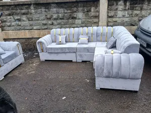 እንዲሁም ለዘመናዊ L- +1shape Sofa