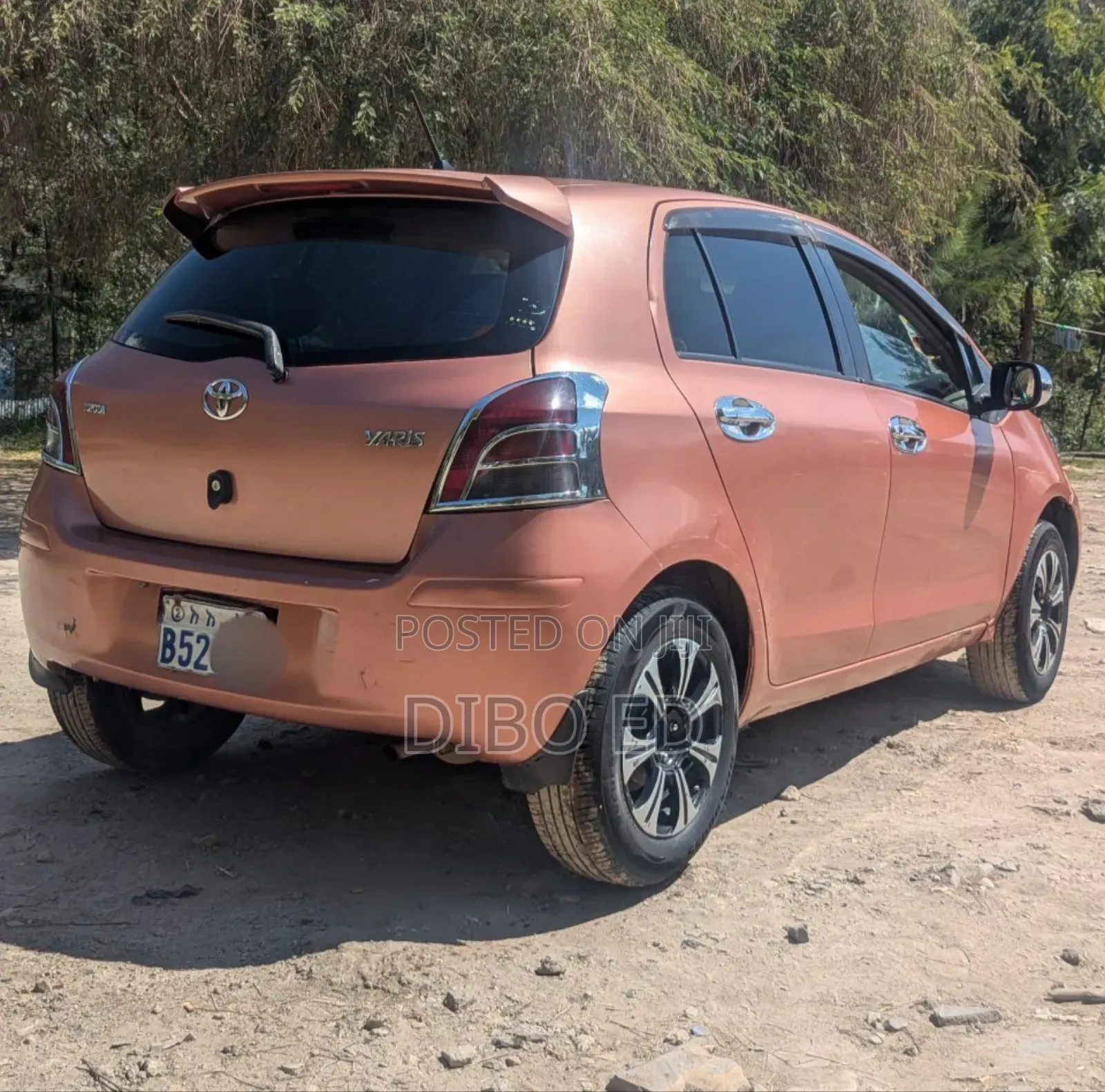 Toyota Yaris Base Hatchback 3dr 2010 Brown